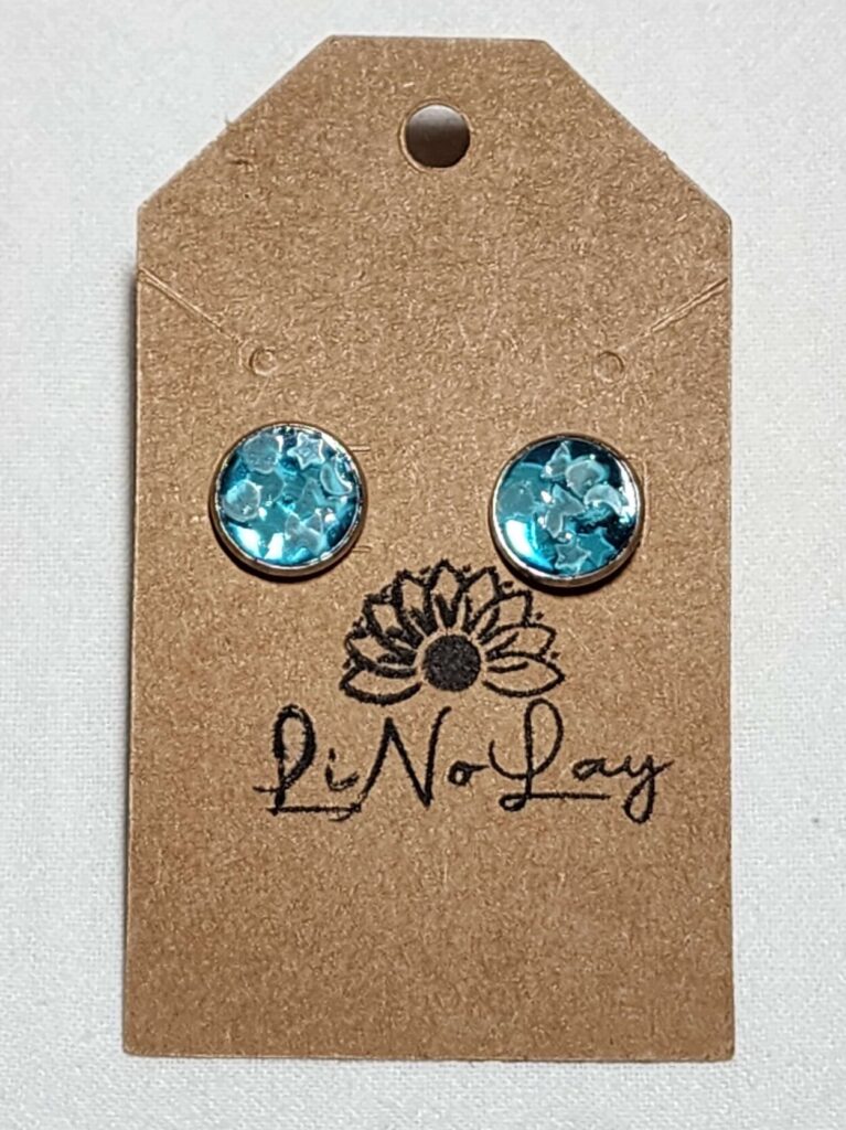 glow studs